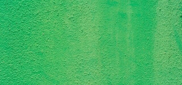緑色の外壁